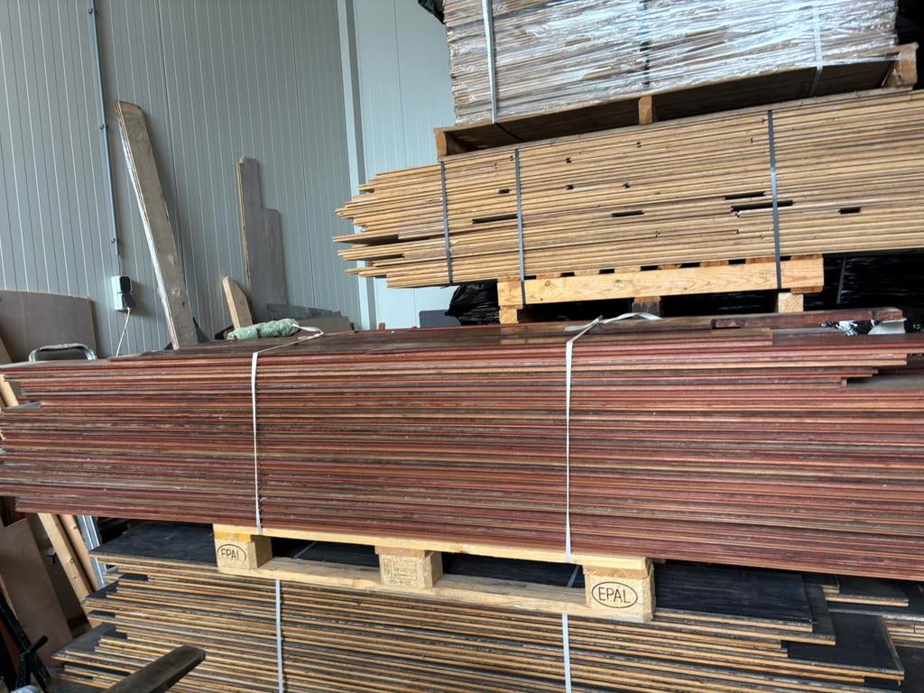 120 m2 massieve jatoba parketvloer . 18 cm breed 2 cm dik, Gebruikt, 2e hands product, 2e hands product, 2e hands product