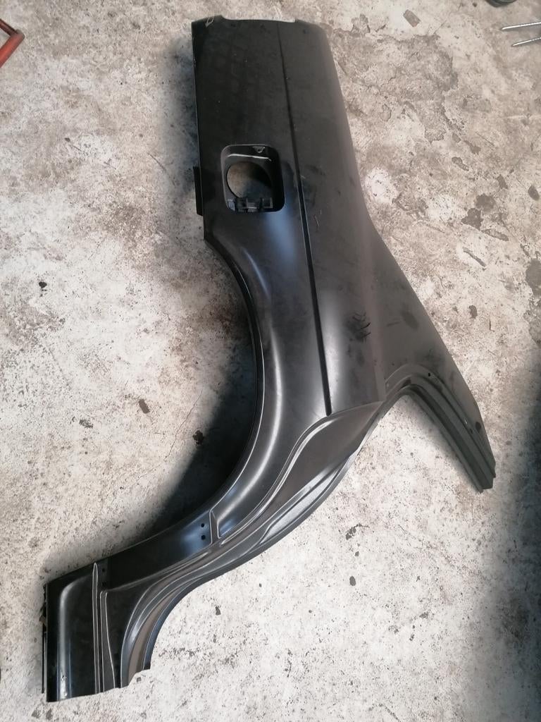 BMW e34 zijpaneel achter rechts, Ophalen, Spatbord, BMW, Nieuw