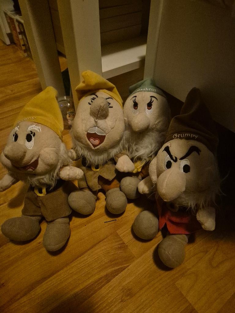 Knuffels dwergen disney, Ophalen of Verzenden, Zo goed als nieuw, Overige typen