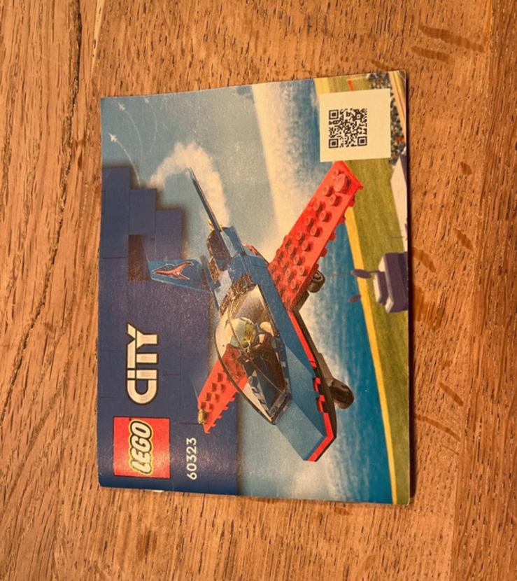 Lego 60323 Stuntvliegtuig, Ophalen of Verzenden, Zo goed als nieuw
