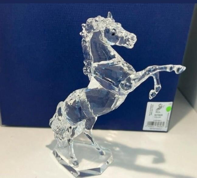 Swarovski hengst nieuw, Verzamelen, Swarovski, Ophalen of Verzenden, Nieuw, Figuurtje