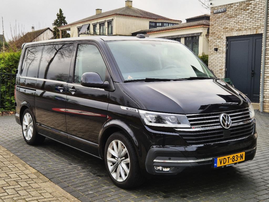 VW Transporter 2.0 TDI Aut. 4-motion199pk/ Bulli /Leder, Auto's, Automaat, 4 cilinders, 2500 kg, Zwart
