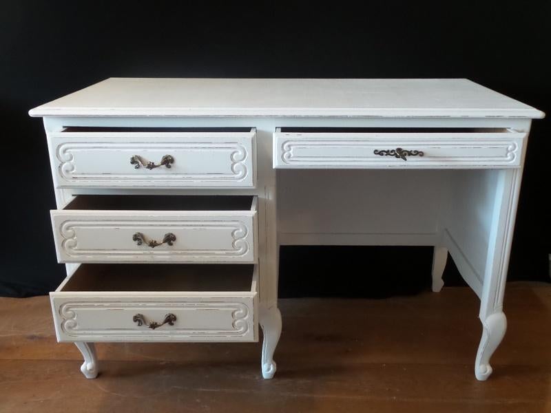 Queen ann bureau gerestyled met witte krijtverf, Ophalen, Zo goed als nieuw