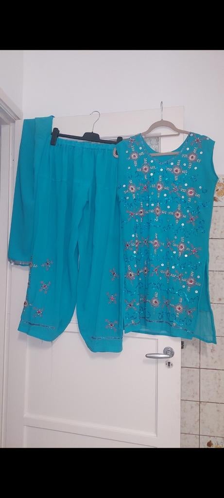 Indiase  kleding, Overige typen, Blauw, Ophalen of Verzenden, Zo goed als nieuw