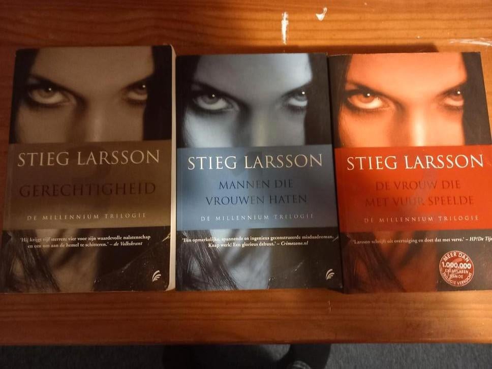 Stieg Larsson Millennium Trilogie - 3 Boeken, Ophalen of Verzenden, Gelezen, Stieg Larsson, Nederland