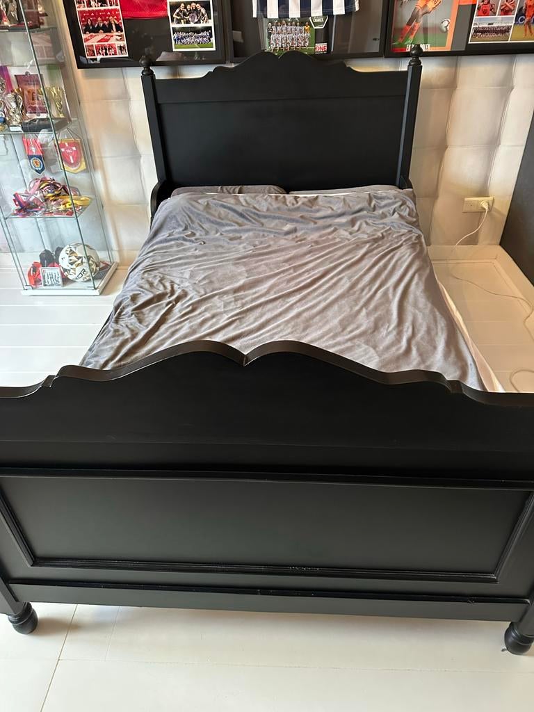Mooi zwart brocante bed 120x200, Huis en Inrichting, Slaapkamer | Bedden, Ophalen, Gebruikt, Zwart, Twijfelaar