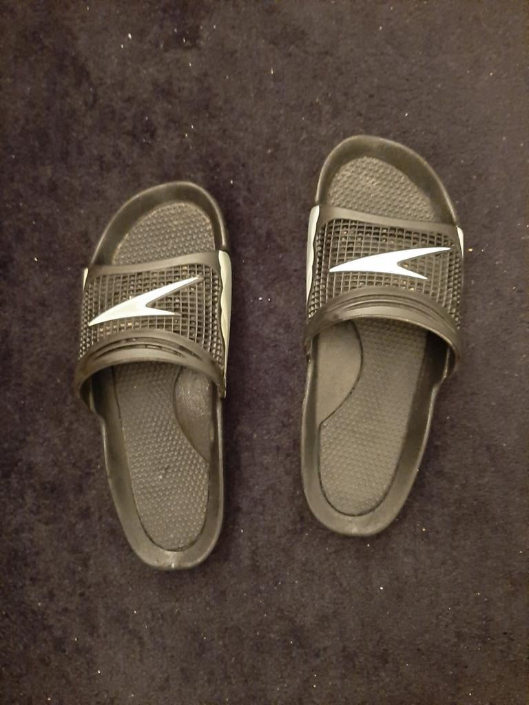 Speedo slippers - Zwart, Ophalen of Verzenden, Zo goed als nieuw, Toebehoren