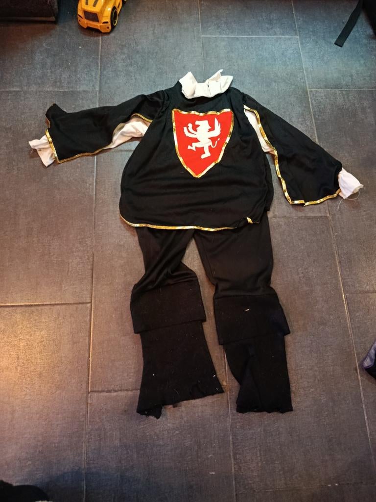 Ridderpak Maat 4-5 Jaar - Carnaval of Verkleedpartij, Ophalen of Verzenden, Gebruikt, Jongen