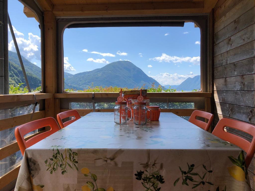 Porlezza - Chalet direct aan het strand, Vakantie, Campings, Dorp, Aan meer of rivier, Airconditioning, Huisdier toegestaan, Speeltuin