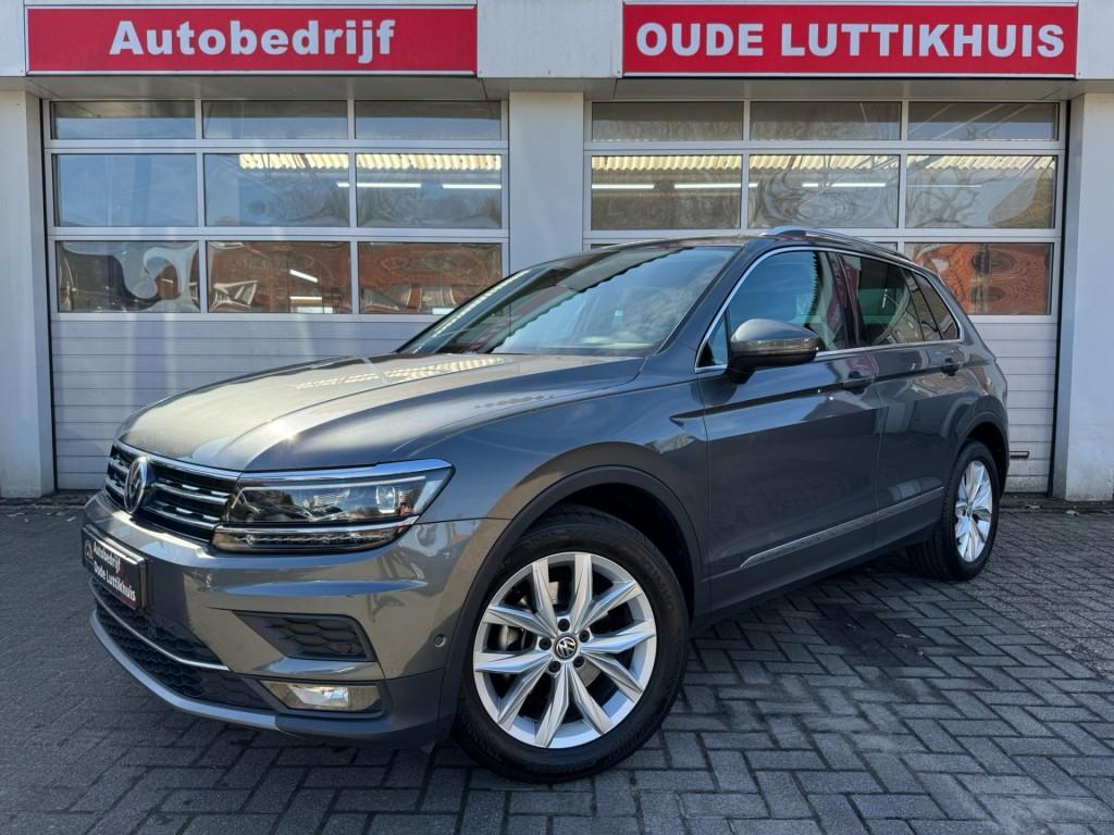 Volkswagen TIGUAN 1.5TSI 150PK DSG Highline Full-Led Virtual, Auto's, Automaat, Huisgarantie, 4 cilinders, Bedrijf