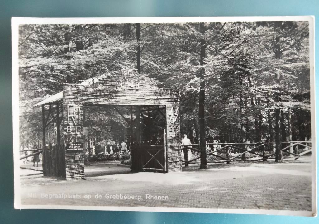 Rhenen Mil Begraafplaats op de  Grebbeberg 1941, Verzamelen, Ophalen of Verzenden, 1940 tot 1960, Utrecht