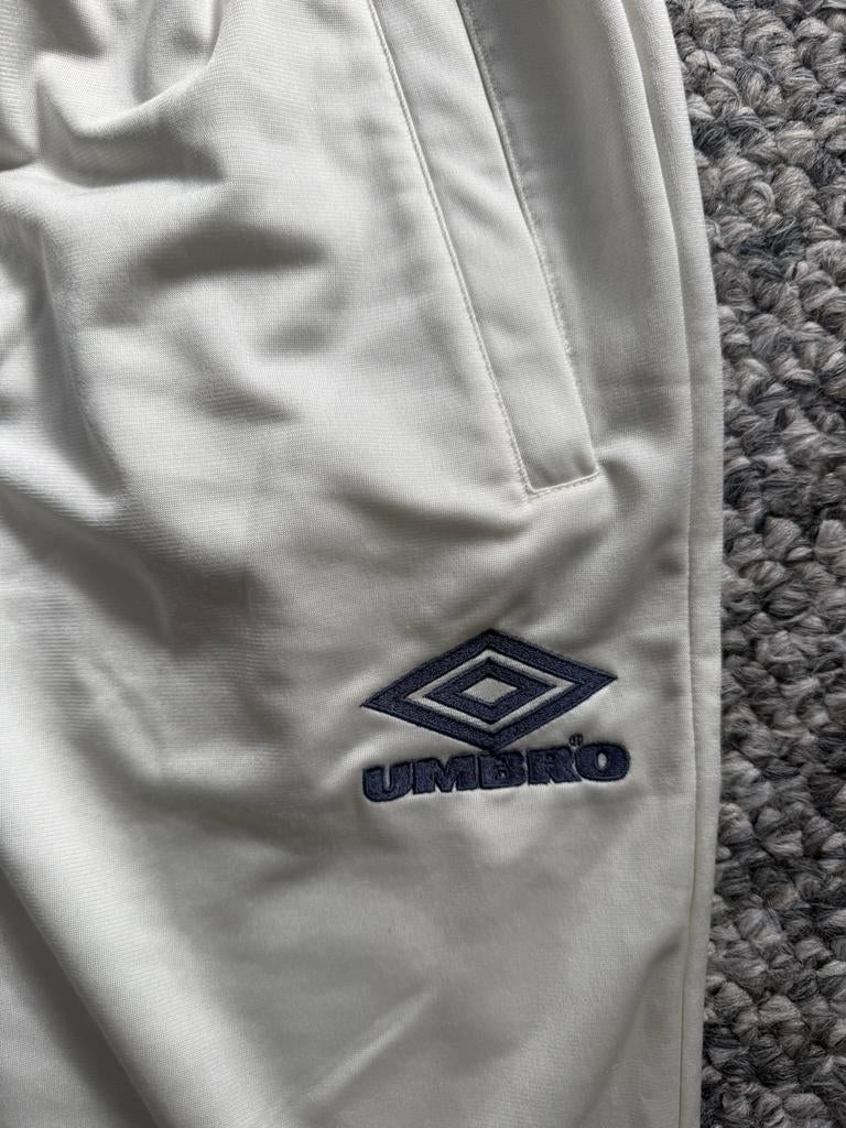 Umbro trainingsbroek maat 164/30 (nieuw), Ophalen, Zwart, Overige maten, Zo goed als nieuw