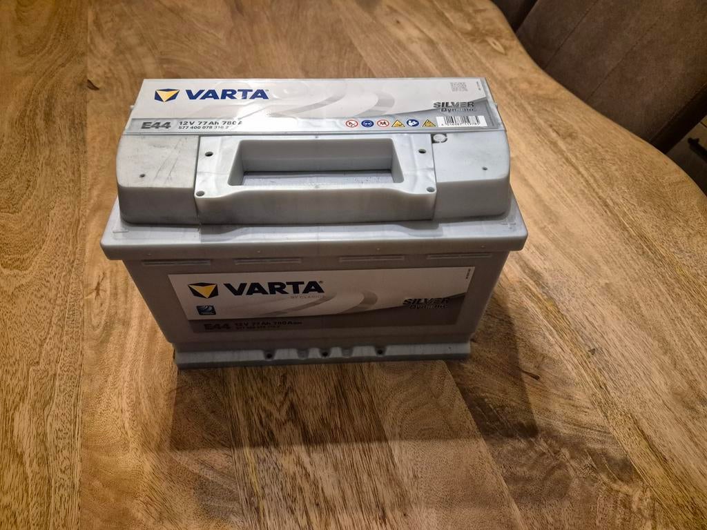 Varta e44 accu, Auto-onderdelen, Accu's en Toebehoren, Gebruikt, Ophalen