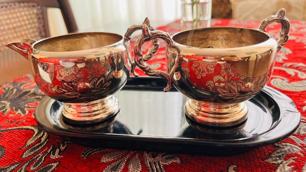 Verzilverd koperen suiker- en melkkannetje, Canada, Ophalen of Verzenden, Zilver