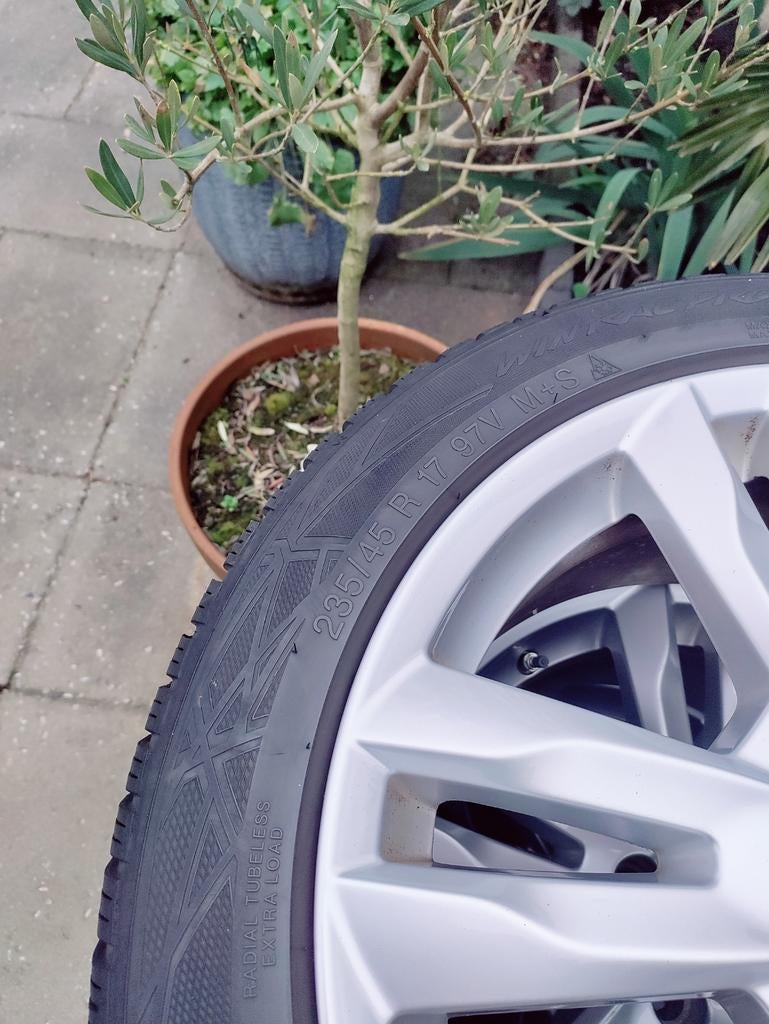 Volvo V60 winterbanden met velgen, Ophalen, Gebruikt, Banden en Velgen, 17 inch