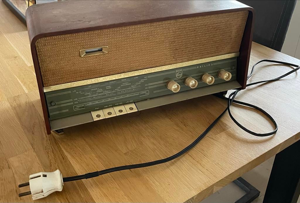 Vintage Philips buizenradio - Decoratief object, Ophalen of Verzenden, Niet werkend, Radio
