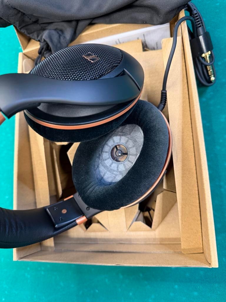 Sennheiser HD 505 koptelefoon nieuw met 2 jaar garantie, Ophalen of Verzenden, Nieuw, Over oor (circumaural), Sennheiser