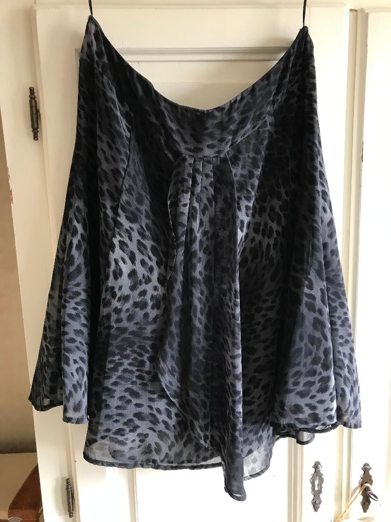 grijs/zwarte panterprint rok (Promiss), Kleding | Dames, Rokken, Promiss, Maat 42/44 (L), Ophalen of Verzenden, Zo goed als nieuw
