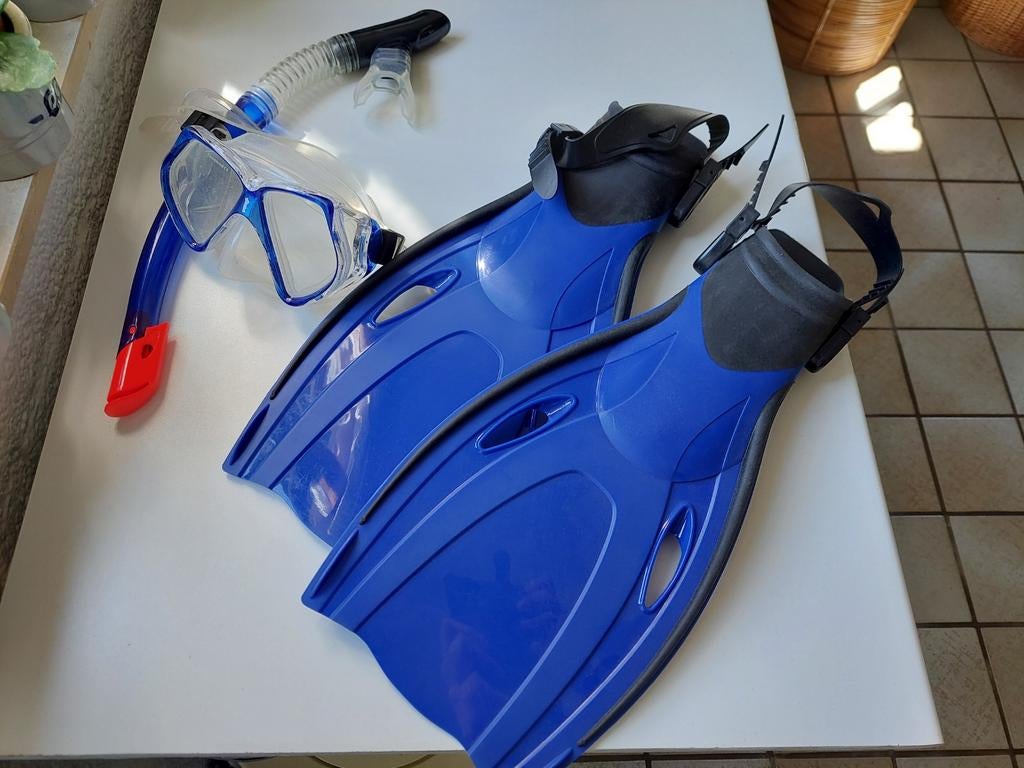 Snorkelset, flippers, zwemvliezen, snorkelset compleet, Ophalen, Duikbril of Snorkel