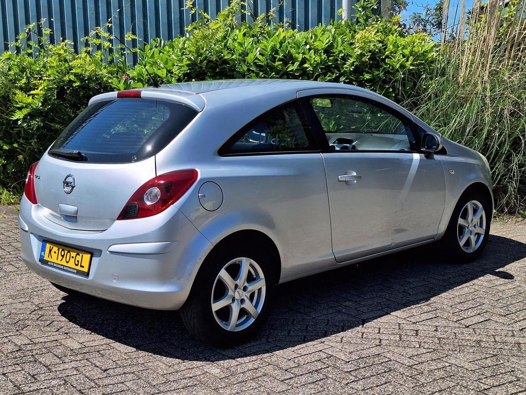 Opel Corsa | 1.2-16V Edition | Airco |, Voorwielaandrijving, Euro 5, 1229 cc, Bedrijf