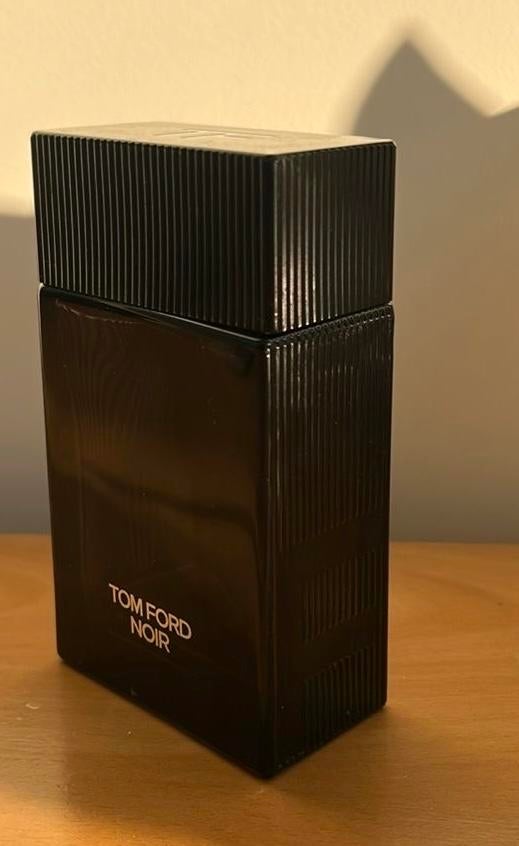 Tom Ford Noir parfum, Sieraden, Tassen en Uiterlijk, Uiterlijk | Parfum, Ophalen of Verzenden, Gebruikt