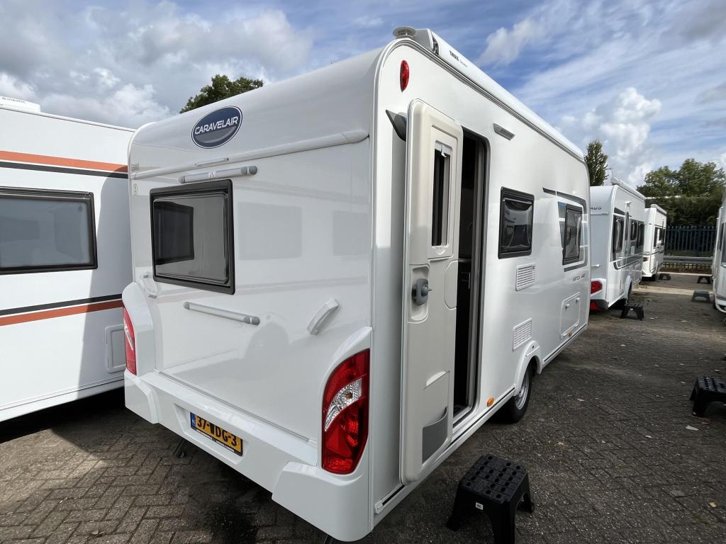 Caravelair Artica 445 cassluifel-vtent en mover, Bedrijf, Treinzit, Schokbreker, Caravelair
