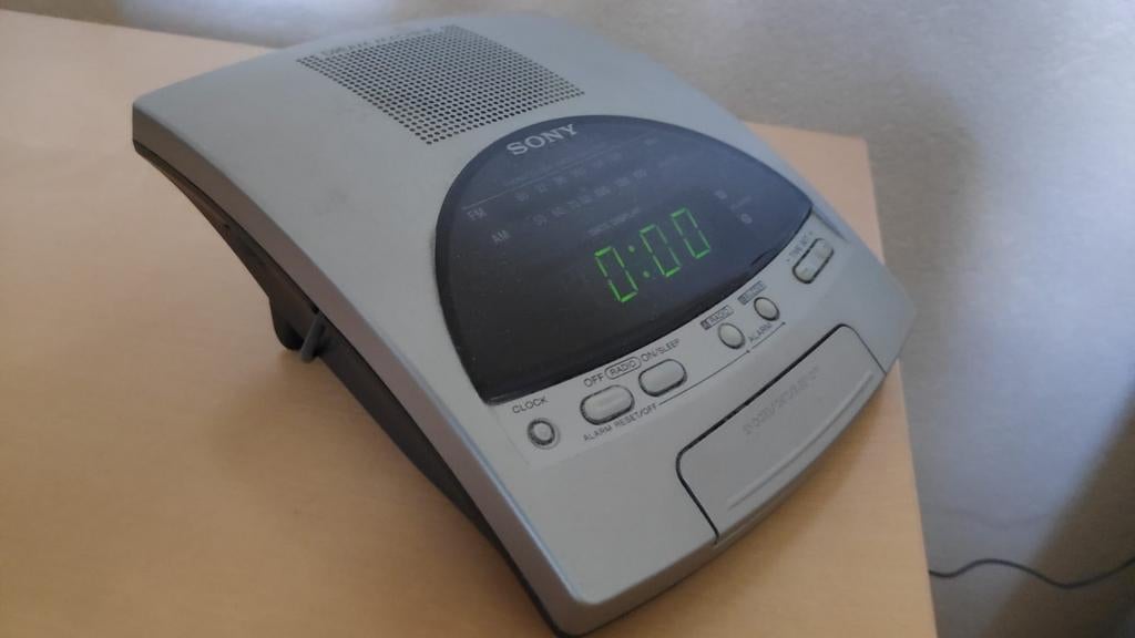 Sonny klokradio, Auto diversen, Autospeakers, Ophalen of Verzenden