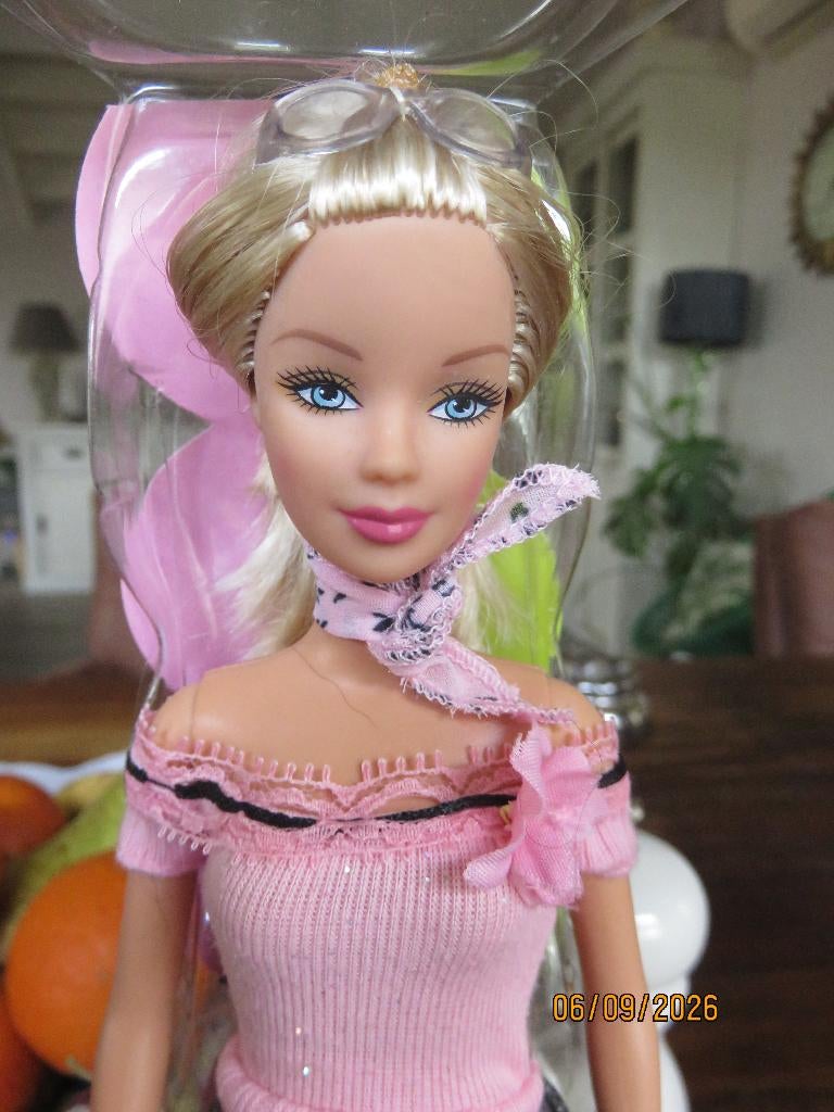 BARBIE  FASHION  FEVER NIEUW, Verzamelen, Verzenden, Nieuw, Kleertjes