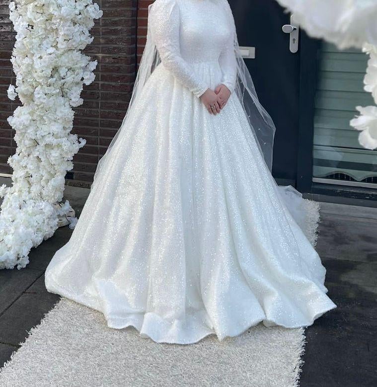 BRUIDJURK OP MAAT GEMAAKT MAAT42/44, Ophalen of Verzenden, Zo goed als nieuw, Blauw, Trouwjurk