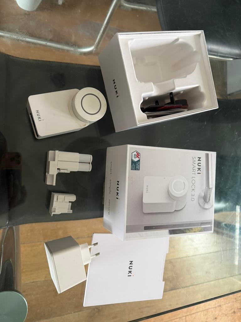 Nuki smart lock 3.0, Doe-het-zelf en Verbouw, Hang- en Sluitwerk, Ophalen, Zo goed als nieuw, Overige materialen, Slot