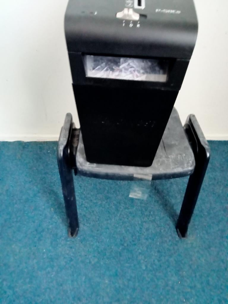 Papier versnipperaar, Ophalen, Gebruikt