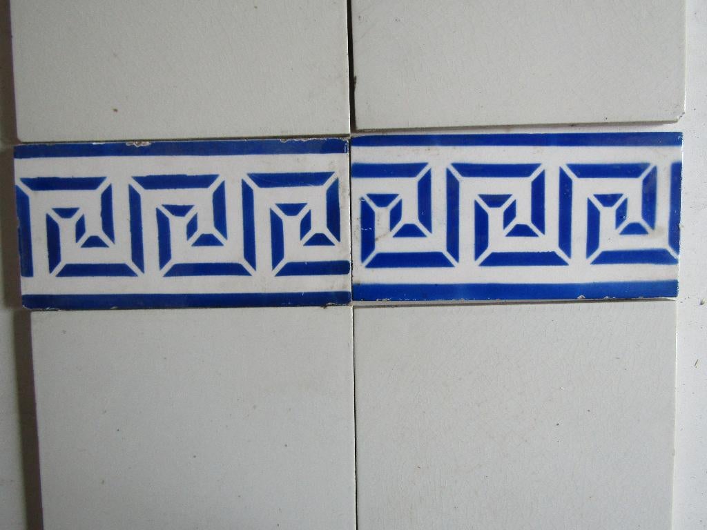 een leuke antieke tegelrand in griekse stijl, Ophalen of Verzenden