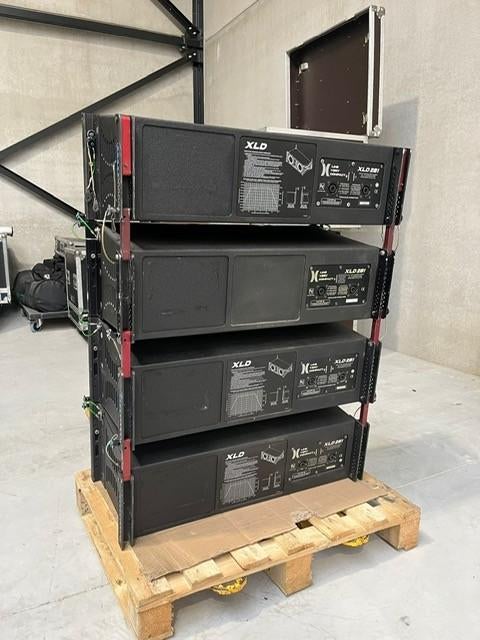 Electro Voice  XLD281, Ophalen, Gebruikt, Audio