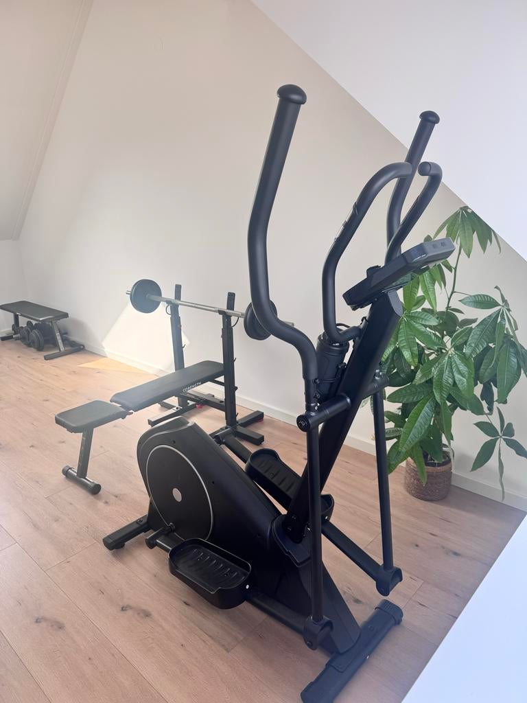 Complete Fitness Set: Crosstrainer, Halterset, Fitnessbank, Ophalen, Armen, Zo goed als nieuw, Crosstrainer