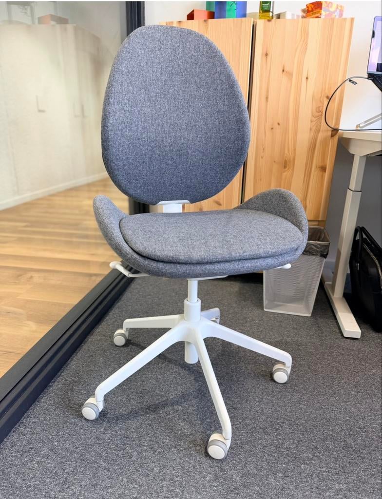 2x ikea bureaustoelen HATTEFJÄLL, Huis en Inrichting, Ophalen, Zo goed als nieuw, Grijs, Bureaustoel