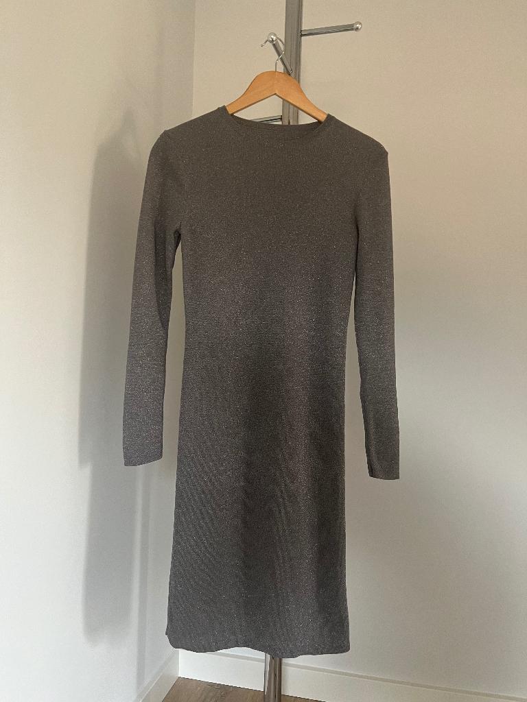 Nikkie jurk zilver maat 38 nieuwprijs €140, Maat 38/40 (M), Verzenden, Zo goed als nieuw, Nikkie