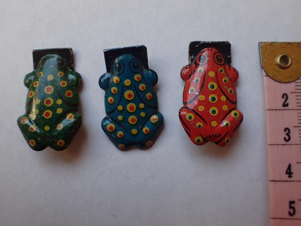 Klikkertjes, 3 cm. hoog, made in Japan, Antiek en Kunst, Ophalen of Verzenden