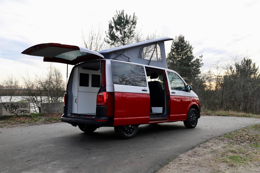 Two-tone Volkswagen T5 buscamper L1, Bedrijf