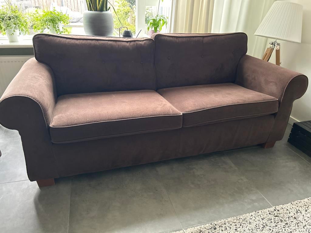 Comfortabele bruine bank - 2-zits, Huis en Inrichting, Banken | Bankstellen, Ophalen, Gebruikt, 150 tot 200 cm, Tweepersoons