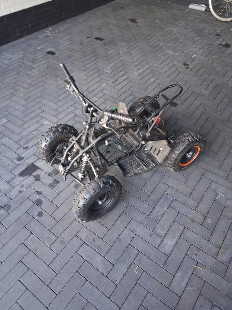 Mini quad onderdelen, Ophalen