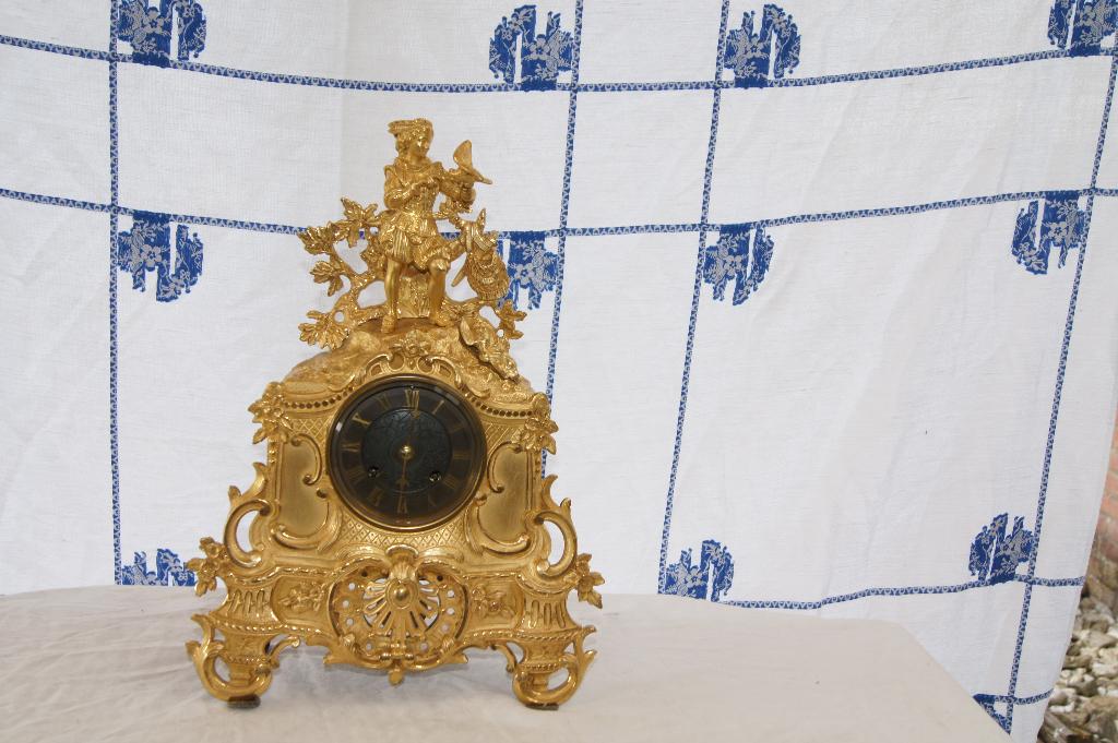 Pendule vuurverguld, Antiek en Kunst, Antiek | Klokken, Ophalen of Verzenden