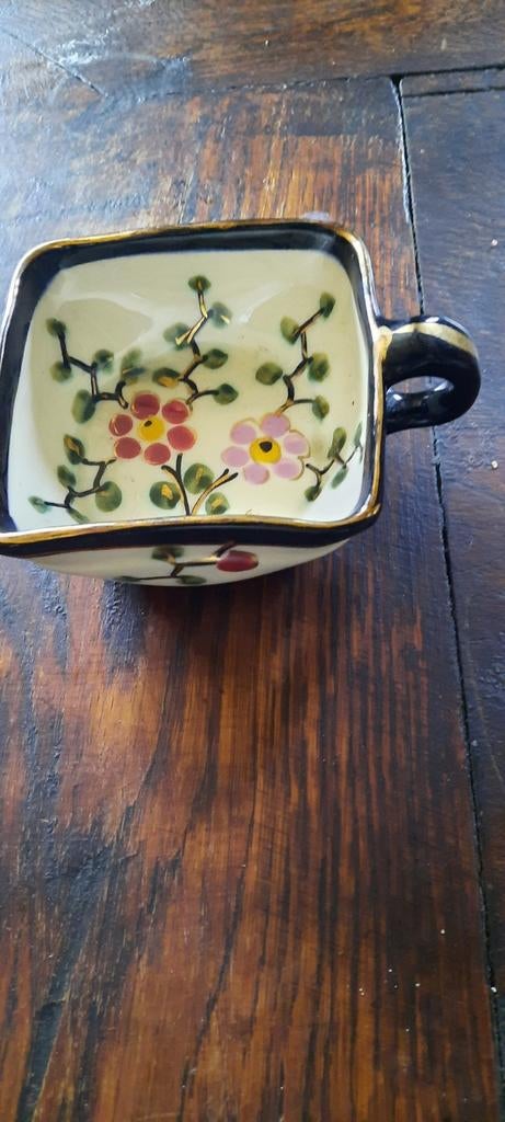 Antieke Regina Gouda Holland Cleo theekopje, Ophalen of Verzenden