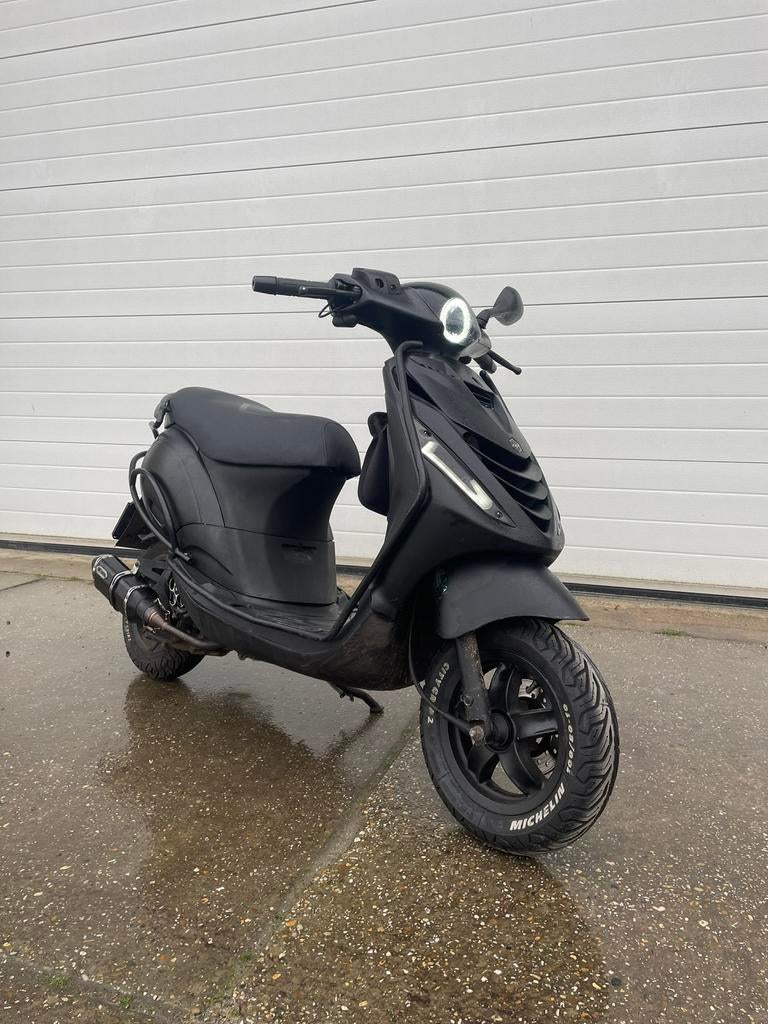 Piaggio zip 50cc 4t2v, Ophalen, Zo goed als nieuw, Benzine, Zip