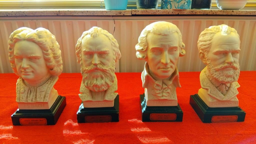 Set van 4 bustes van beroemde componisten, Ophalen, Zo goed als nieuw, Mens