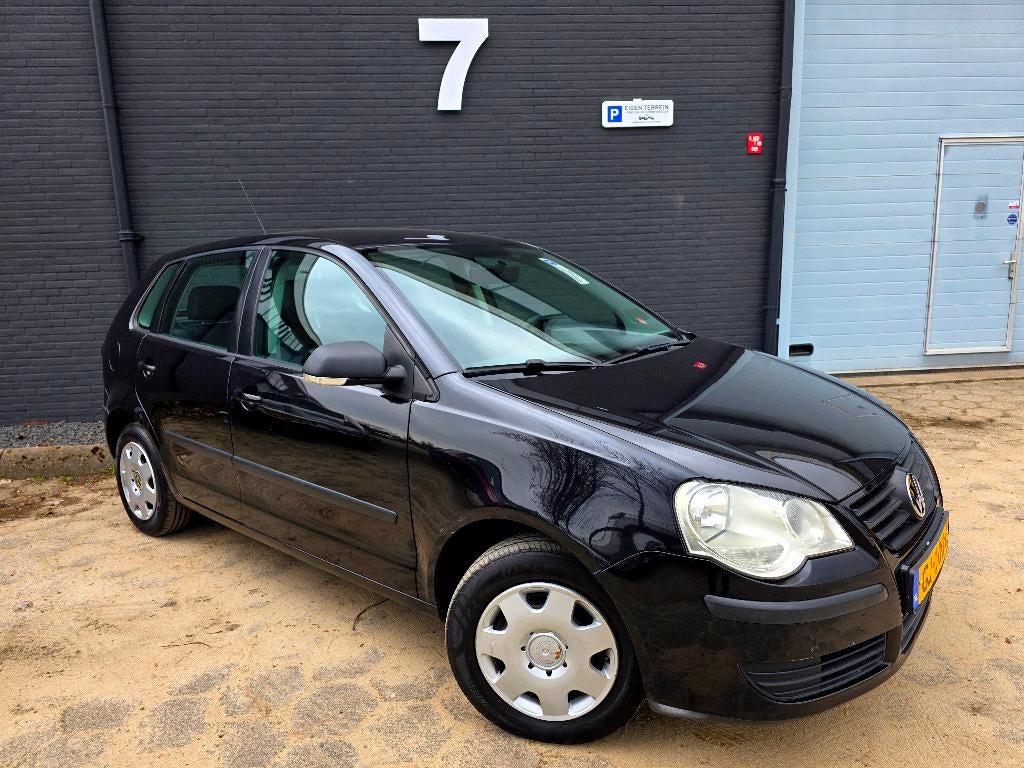 ✅️ Volkswagen Polo 1.2 Benzine 2006 ✅️ Nieuwe APK ✅️, Auto's, Volkswagen, Voorwielaandrijving, Euro 5, Stof, Zwart