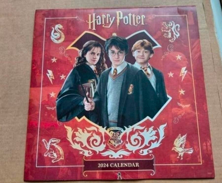 Harry Potter 2024 kalender. Nieuwstaat., Ophalen of Verzenden, Zo goed als nieuw, Boek of Poster