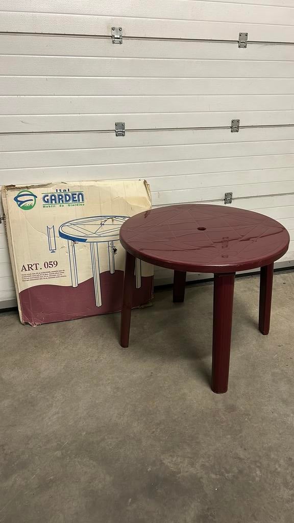 Ronde tuintafel 90 cm doorsnede., 4 zitplaatsen, Kunststof, Eettafel, Ophalen of Verzenden