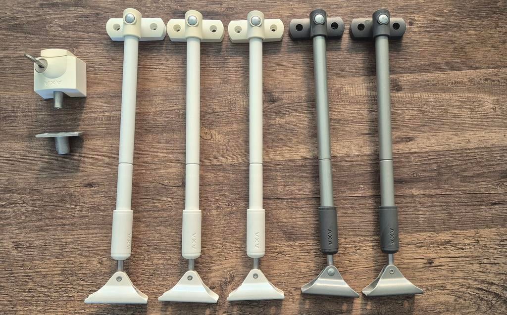 AXA Raamuitzetters 5 stuks  + 1 AXA oplegslot, Ophalen of Verzenden, Gebruikt, Overige materialen, Overige typen