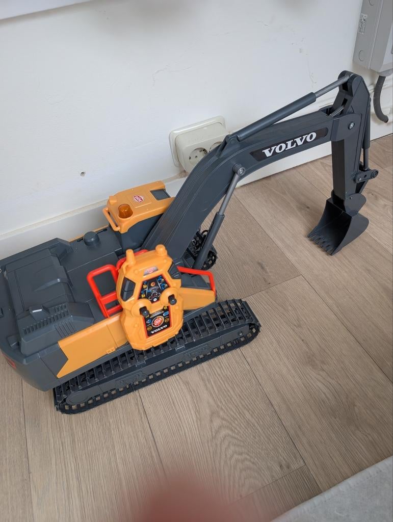 Volvo Graafmachine met Afstandsbediening - Speelgoed, Hobby en Vrije tijd, Modelbouw | Radiografisch | Overige, Ophalen