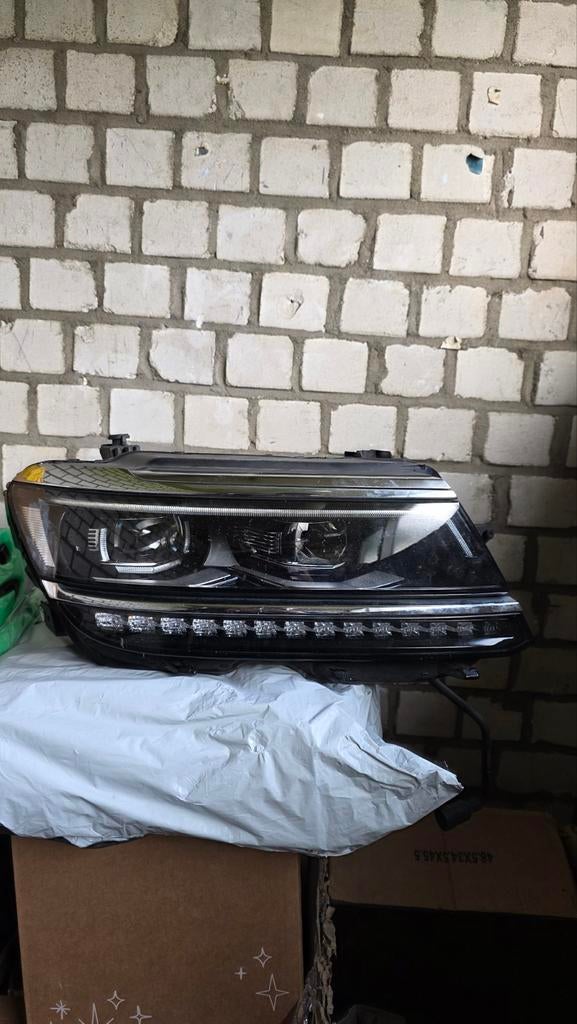 Koplamp Links  Tiguan (MK2) 2016-2020 5NB941081, Ophalen of Verzenden, Gebruikt, Volkswagen